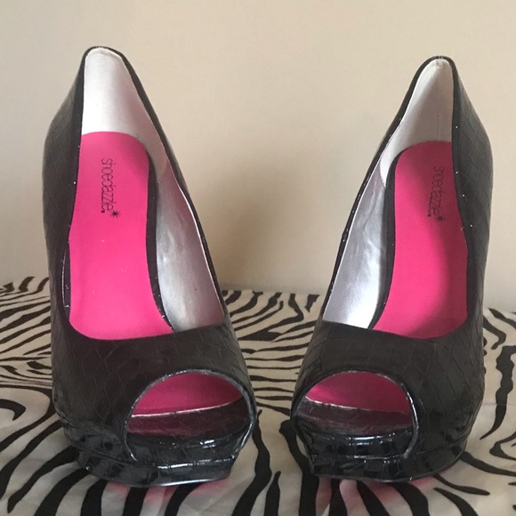 Shoedazzle “Vega” Peeptoe Stilettos - Picture 2 of 6